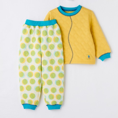 キッズ　パジャマ（100～110cm）