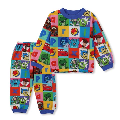 キッズ　パジャマ（100～120㎝　Disney）