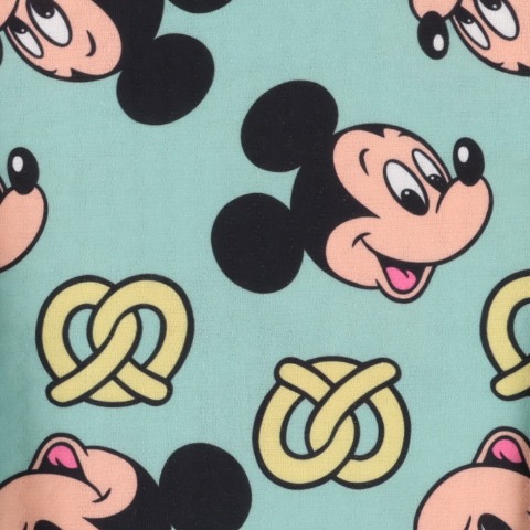 キッズ　パジャマ（100～120cm　Disney/leap）