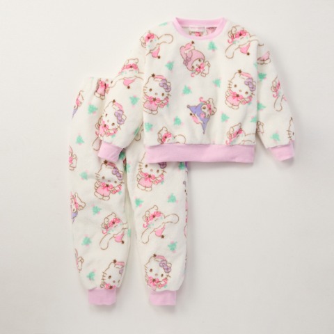 キッズ　パジャマ（110cm～130cm　Sanrio characters）