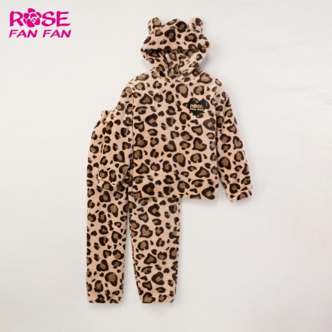 ジュニア　パジャマ(130～160cm　ROSE FAN FAN）