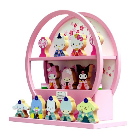 サンリオ木製のおひなさま 10人飾り