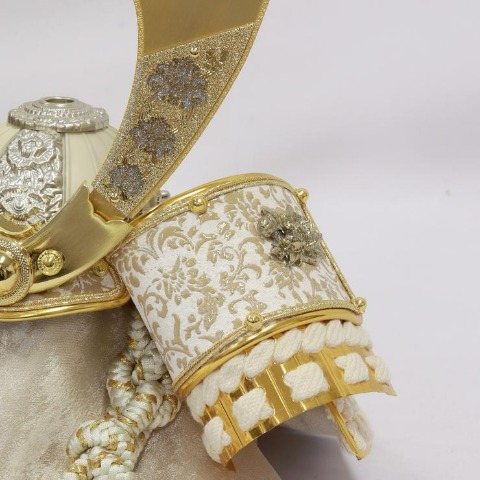 【ご自宅配送無料】兜収納飾り　KS-25798Z