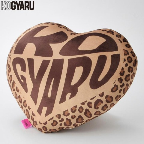 クッション（KOGYARU）