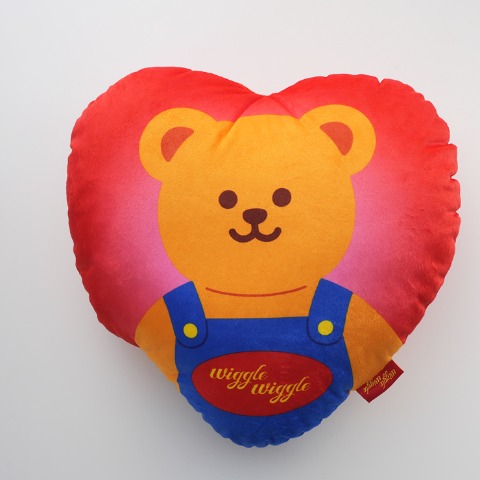 ダイカットクッション　wiggle wiggle