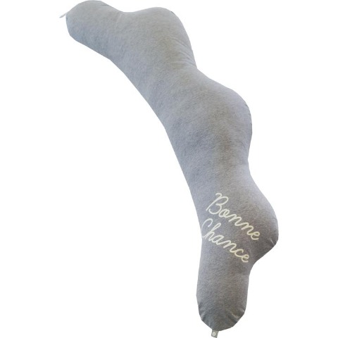 雲のかたちがフィットする妊婦さんのための抱き枕　グレー