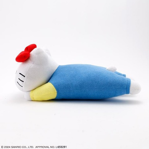 抱き枕（ハローキティ）