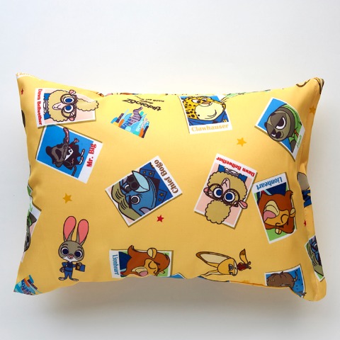 キッズまくら（28㎝×39m）　ズートピア