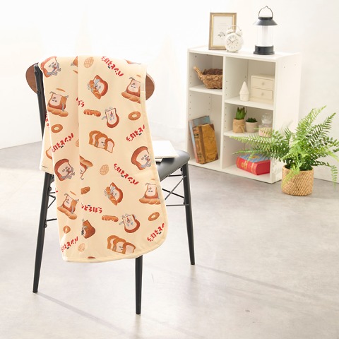 ひざ掛け毛布（70×100㎝）