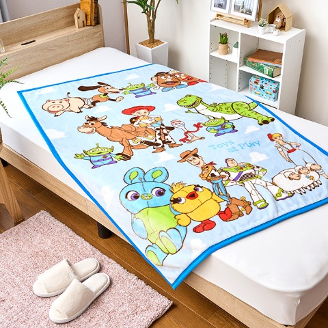 キッズ　プレミアムハーフ毛布（100×140cm・Disney）