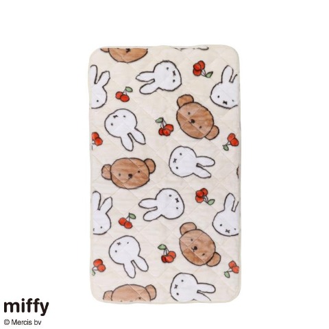 敷きパッド　70㎝×120㎝　（miffy）
