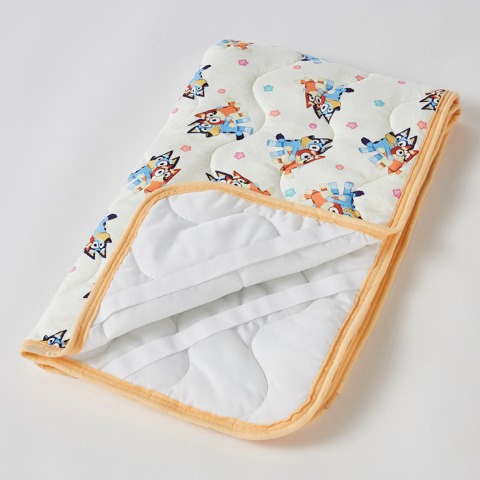 敷きパッド（70㎝×120㎝）　ブルーイ