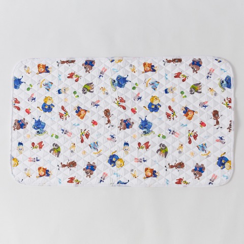 敷きパッド（70㎝×120㎝）　ズートピア