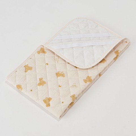 敷きパッド　70㎝×120㎝