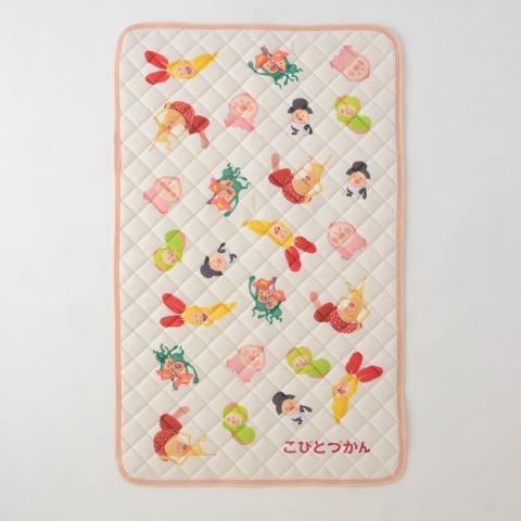 新品　こびとづかん　冷感　敷きパッド　集合　冷感ケット　カクレモモジリ　2点 敷きパッド 70㎝×120㎝ （こびとづかん） | バースデイ | しまむらパーク