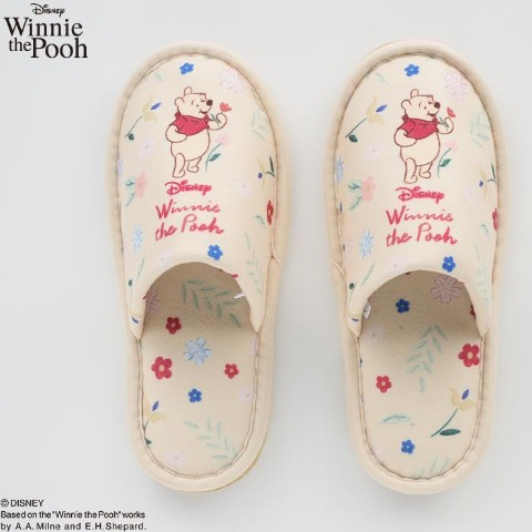 スリッパ　（くまのプーさん）