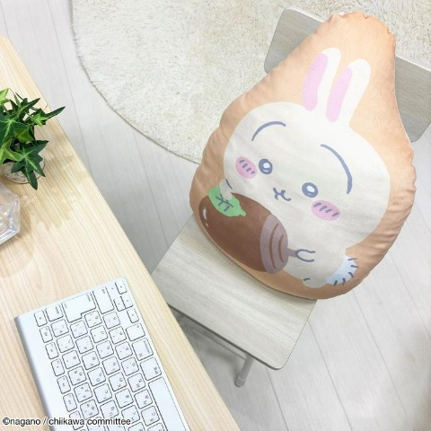 ダイカットクッション(うさぎ)