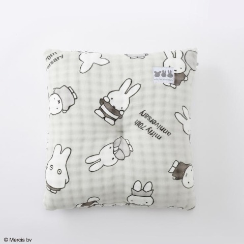 座布団（miffy）
