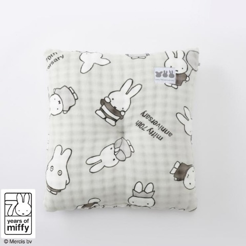 座布団（miffy）