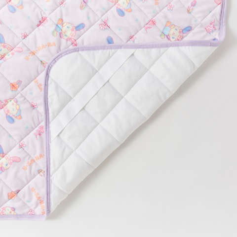 敷きパッド　（ウサハナ）