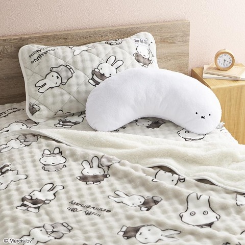 枕パッド（43×63・miffy）