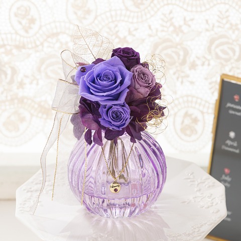 プリザーブドフラワー誕生日ブーケ　2月アメシスト