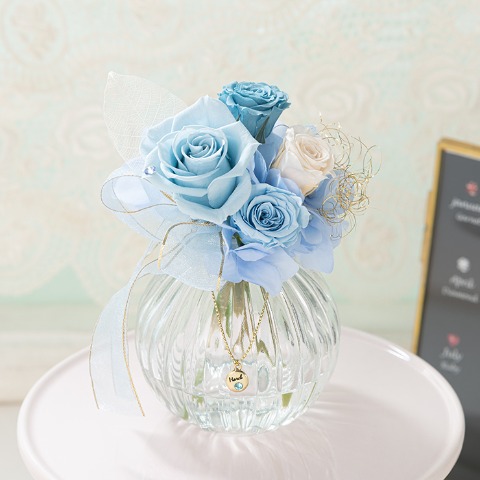 プリザーブドフラワー誕生日ブーケ　3月アクアマリン