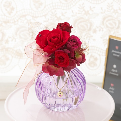 プリザーブドフラワー誕生日ブーケ　7月ルビー