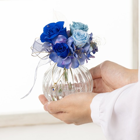 プリザーブドフラワー誕生日ブーケ　9月サファイア