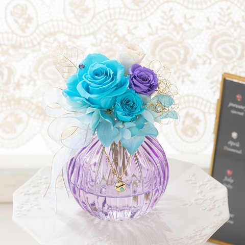 プリザーブドフラワー誕生日ブーケ　12月タンザナイト