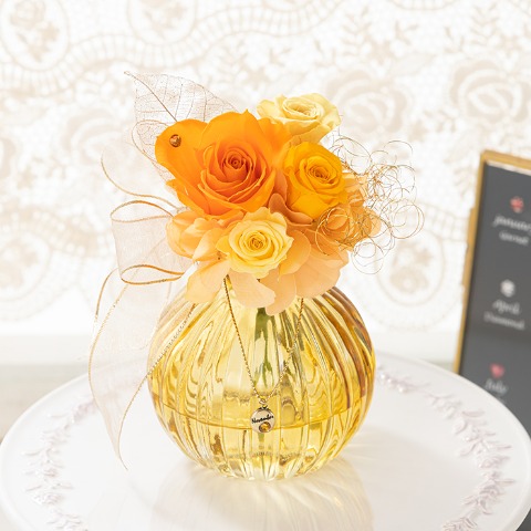 プリザーブドフラワー誕生日ブーケ　11月トパーズ