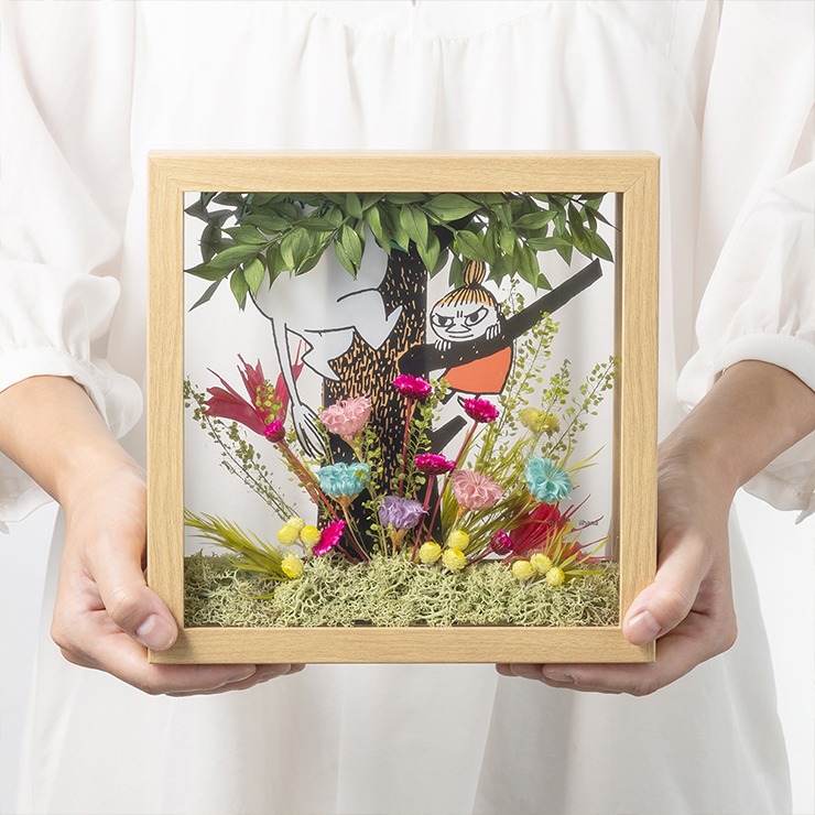 プリザーブドフラワー「フラワーフレーム（大） ムーミン＆リトルミイ