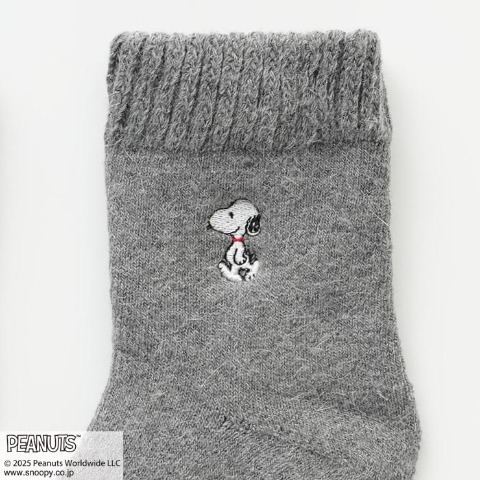 レディース　靴下（PEANUTS）