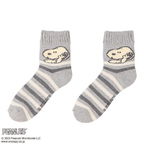 レディース　靴下（PEANUTS）
