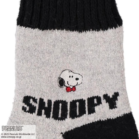 レディース　靴下（PEANUTS）