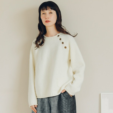 レディース　肩ボタンニットプルオーバー（tsukuru＆Lin.）