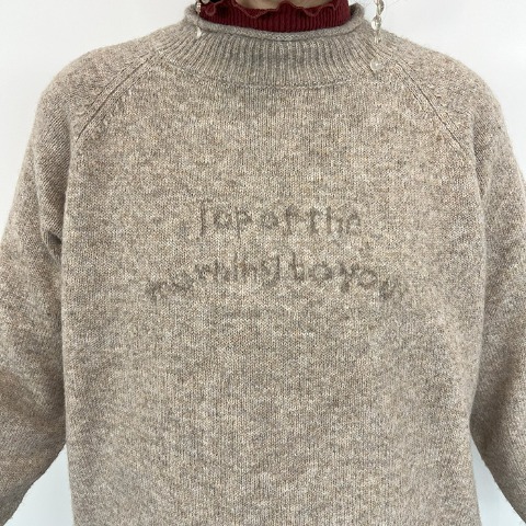 レディース　ロゴジャカードニットプルオーバー（Mushroom）