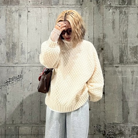 レディース　ニットプルオーバー（IKUMI）