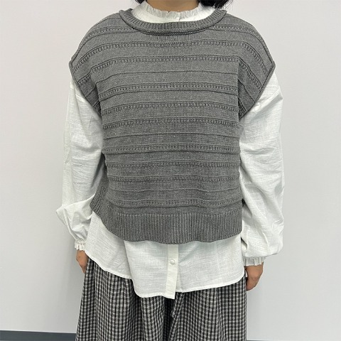 レディース　ニットベスト　（Mushroom)