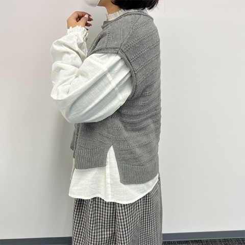 レディース　ニットベスト　（Mushroom)