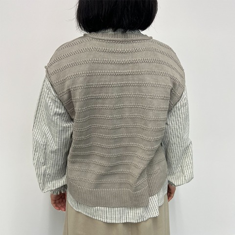 レディース　ニットベスト　（Mushroom)