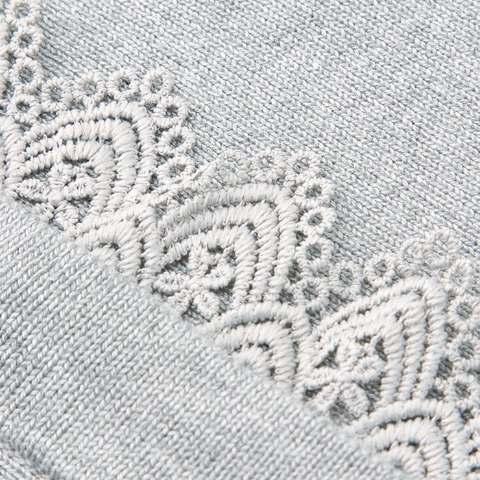 レディース　前レースニットベスト（Clasiiki）