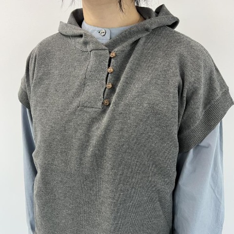 レディース　ニットベスト（Mushroom)