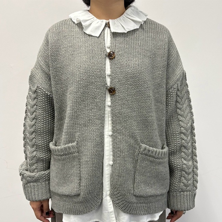レディース 袖ケーブルニットカーディガン（西岡優花×Mushroom