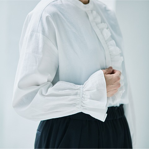 レディース　ブラウス（佐藤かな×tsukuru&Lin.）