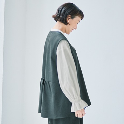 レディース　ブラウス（佐藤かな×tsukuru&Lin.）