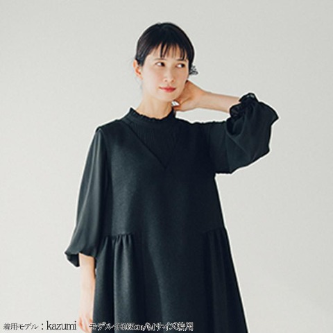 レディース　プリーツブラウス