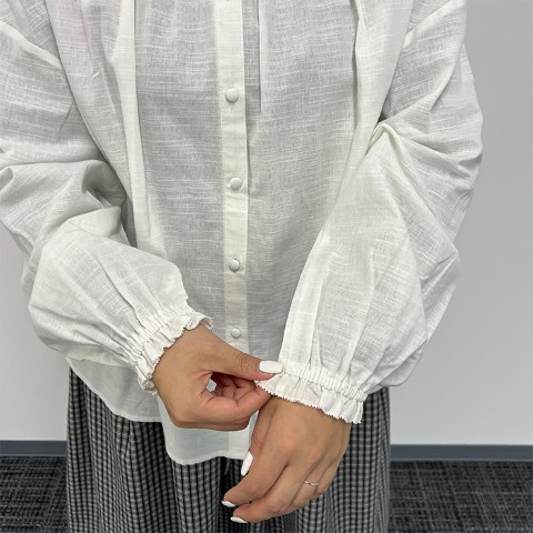 レディース　フリルブラウス（Mushroom）