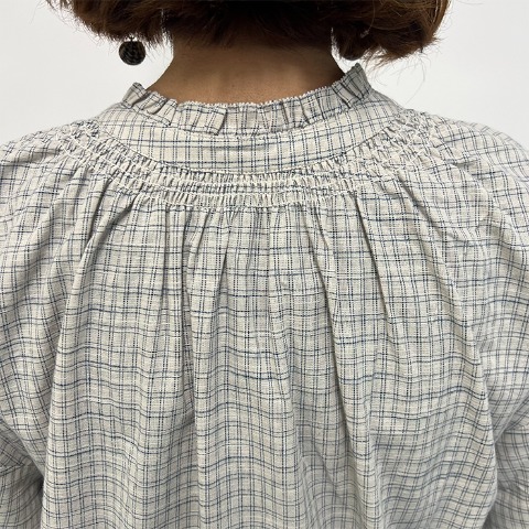 レディース　フリルブラウス（Mushroom）