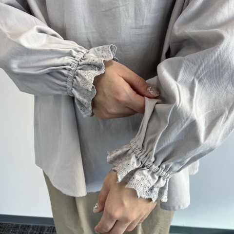 レディース　ブラウス　（Mushroom)